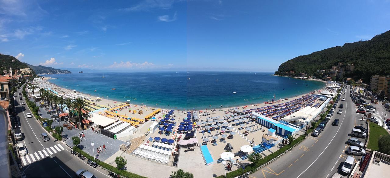 Hotel Monique Ноли Экстерьер фото